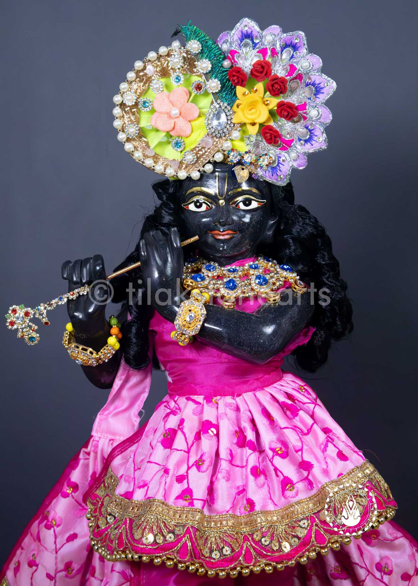 Krishna Ji 18" | Mid Night Black Stone