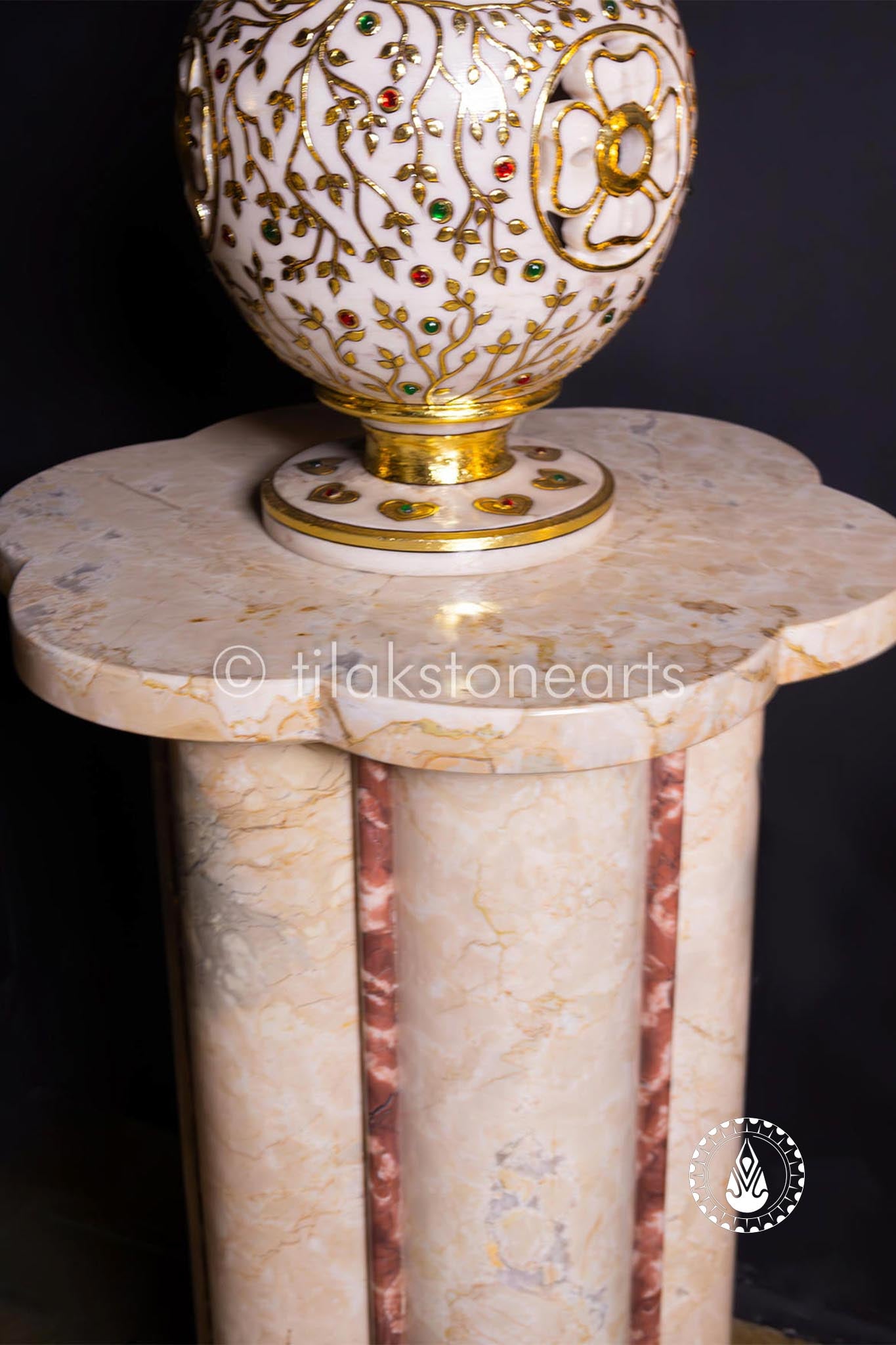 Columbus Pillar 30" | Antique Marble