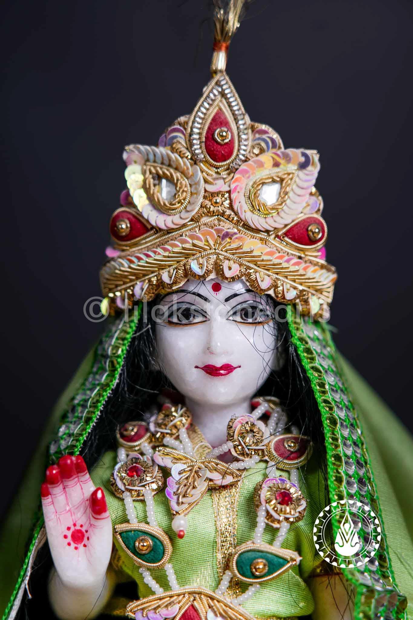 Iskon Radha Krishna 10" | Swiss White (Imported)