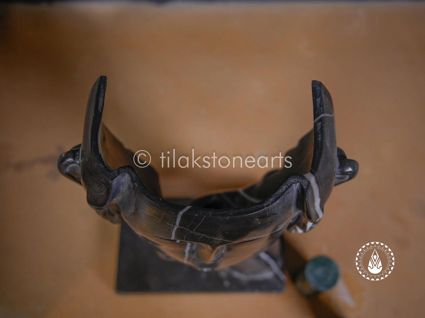 The Midnight Face 16" | Mid Night Black Stone