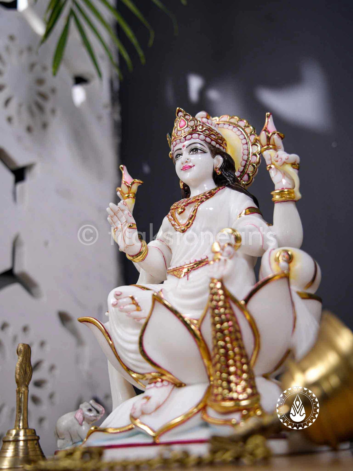 Laxmi Maa 12" | Swiss White (Imported)