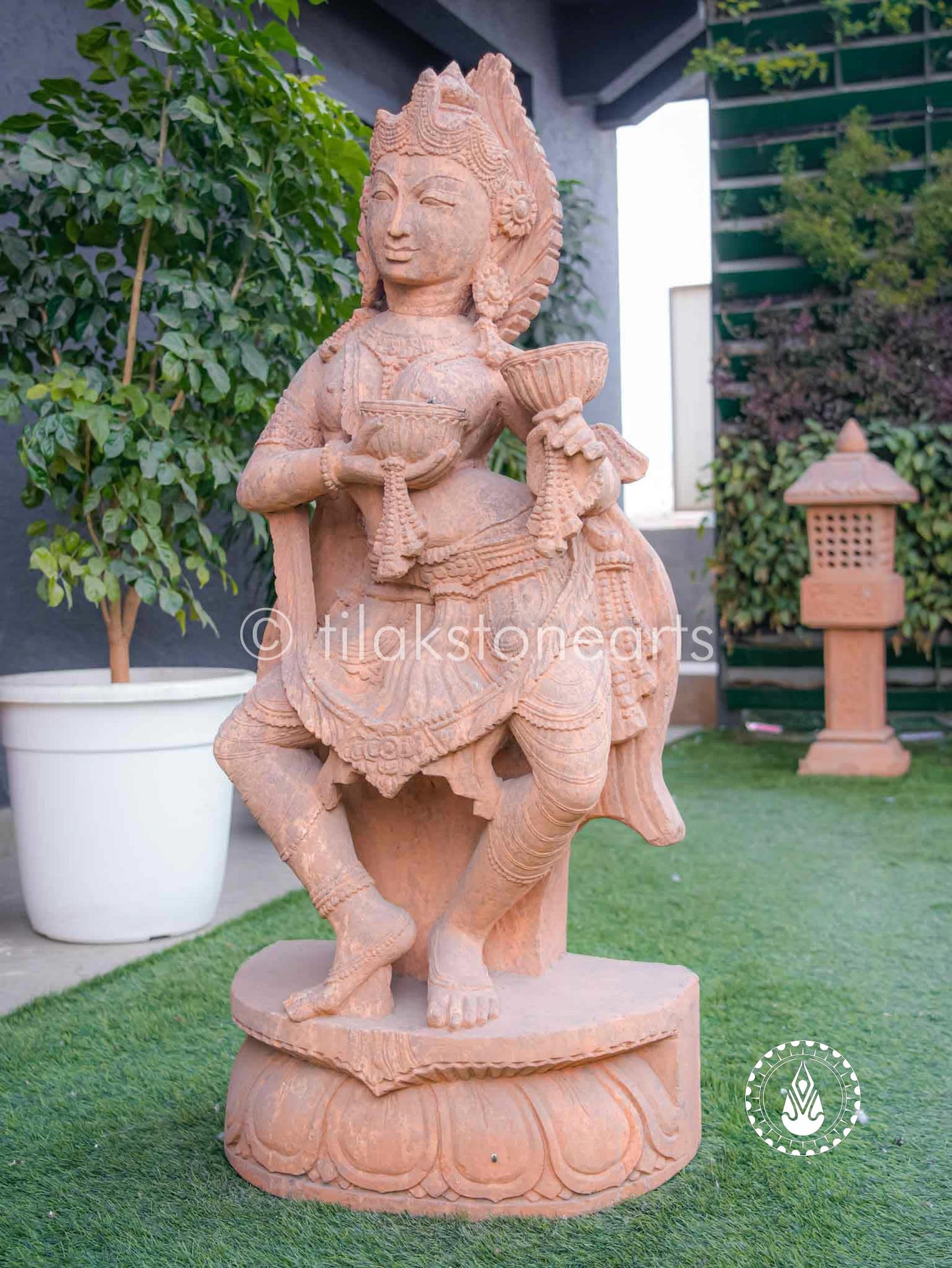 Bongo Player 49" | Red Sandstone