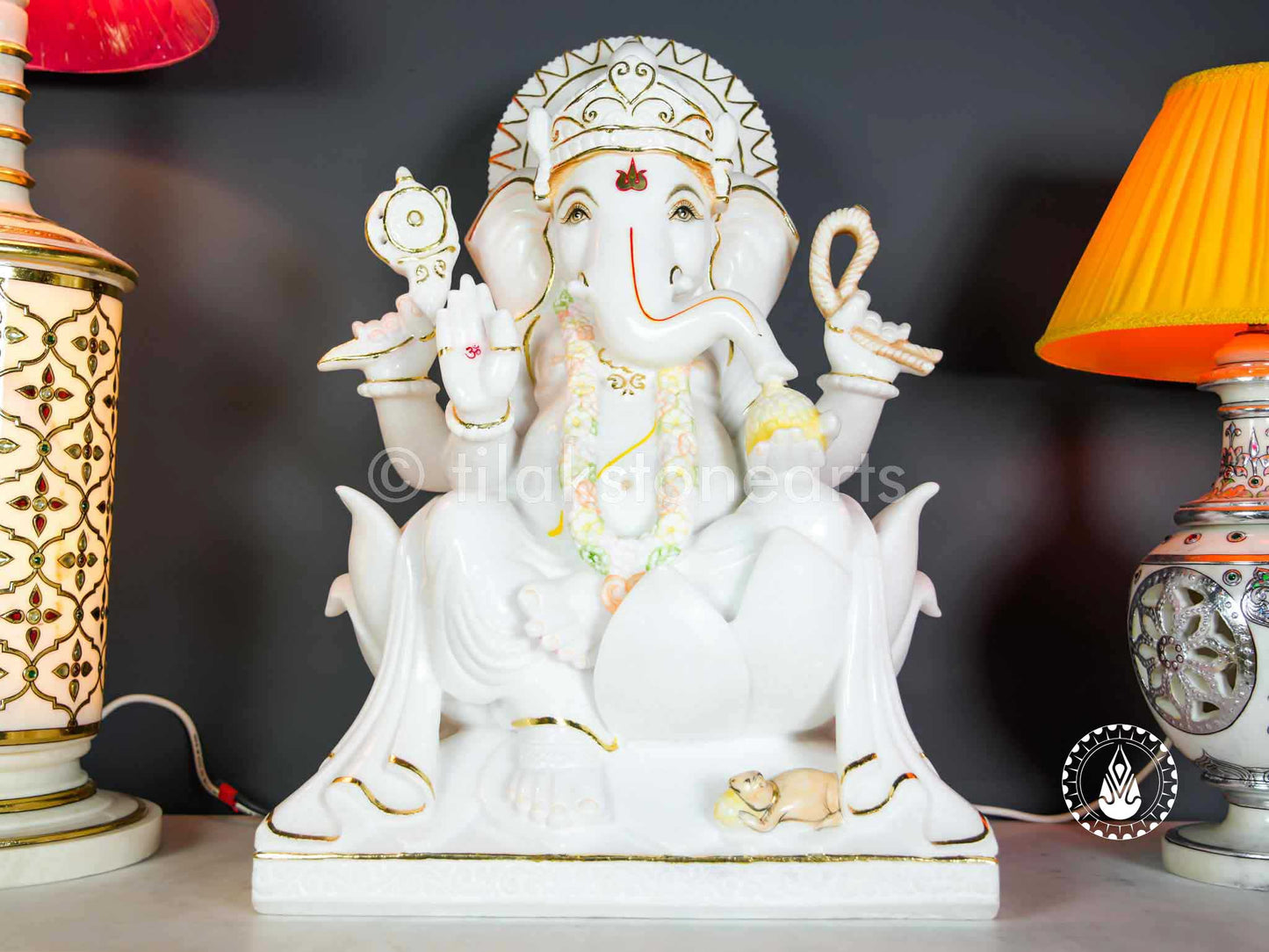 Ganesha 24" | Swiss White (Imported)