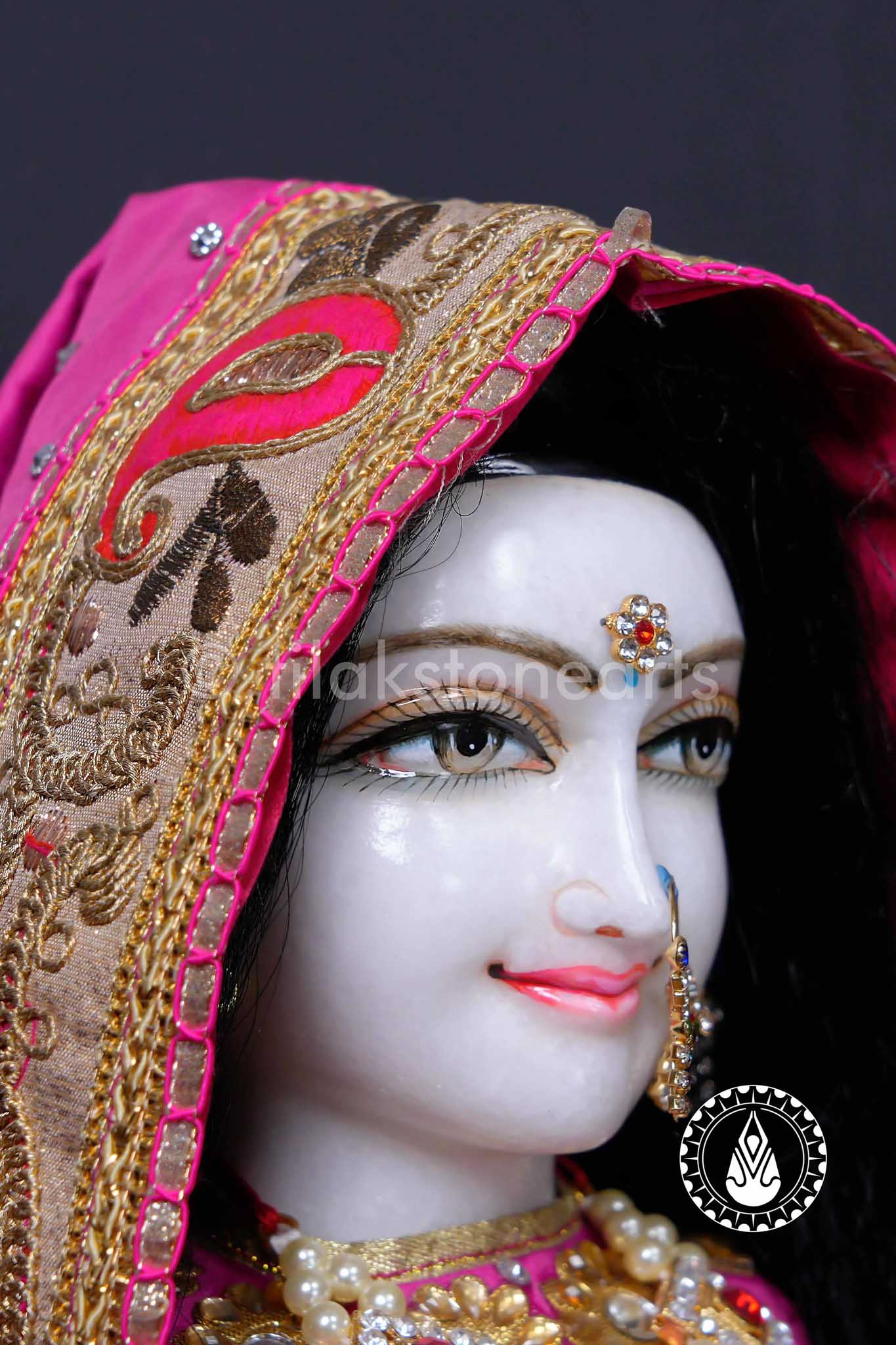 Radha Krishna 24" | Swiss White (Imported)