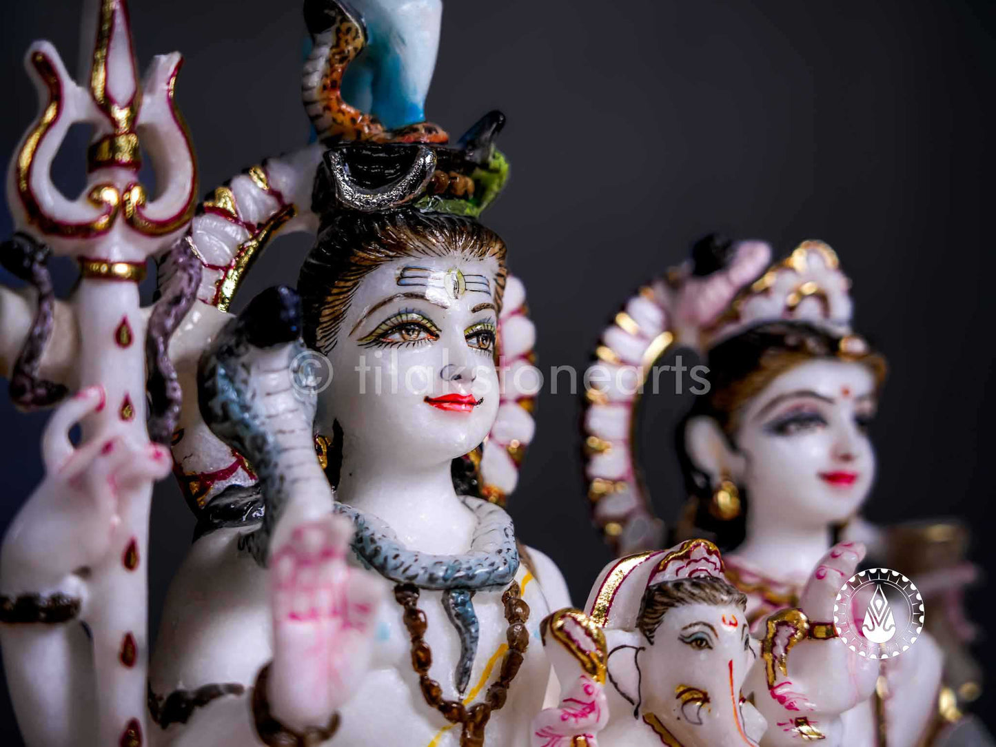 Shiv Parivar 9" | Swiss White (Imported)