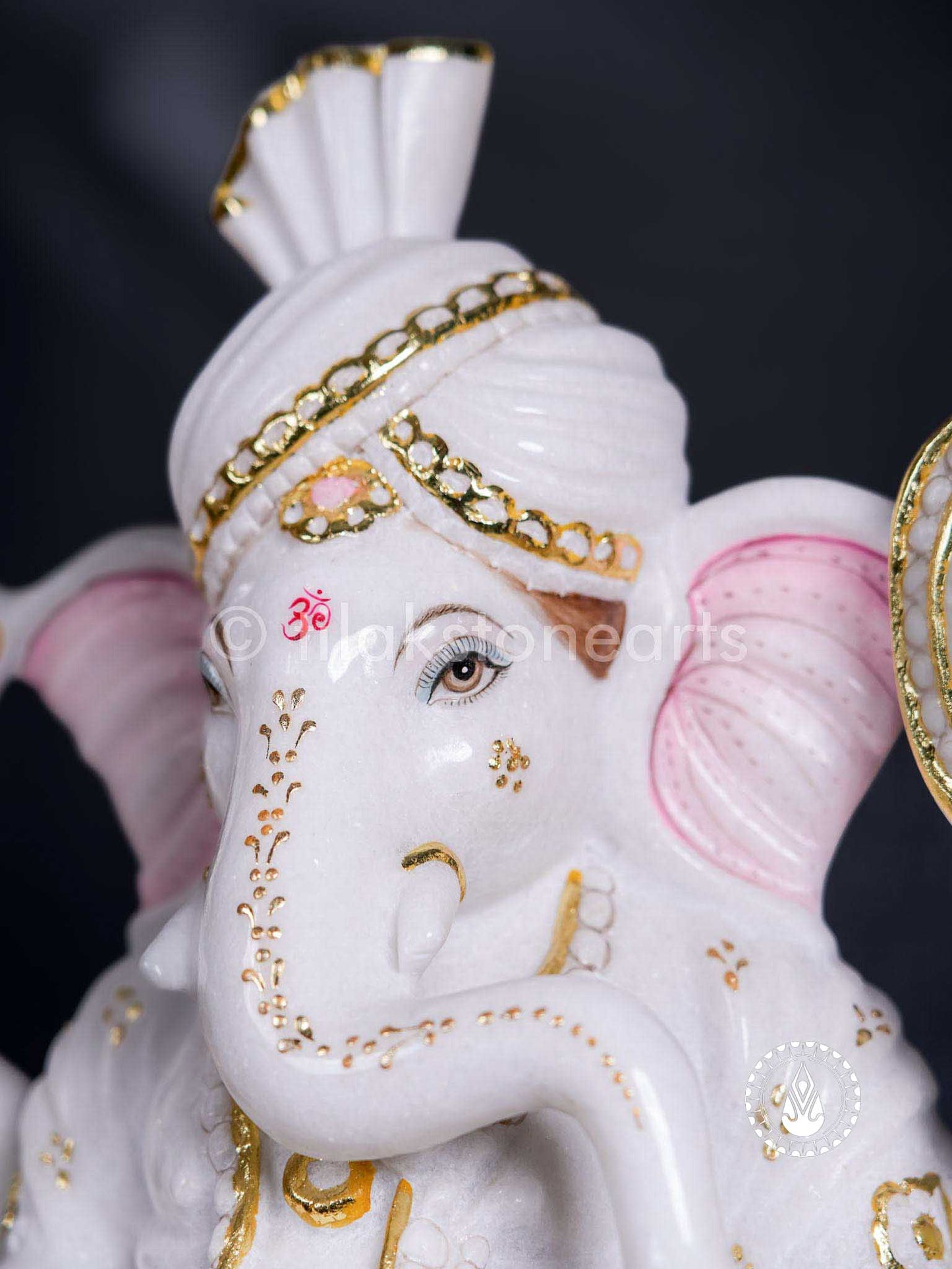 Ganesha 19" | Swiss White (Imported)