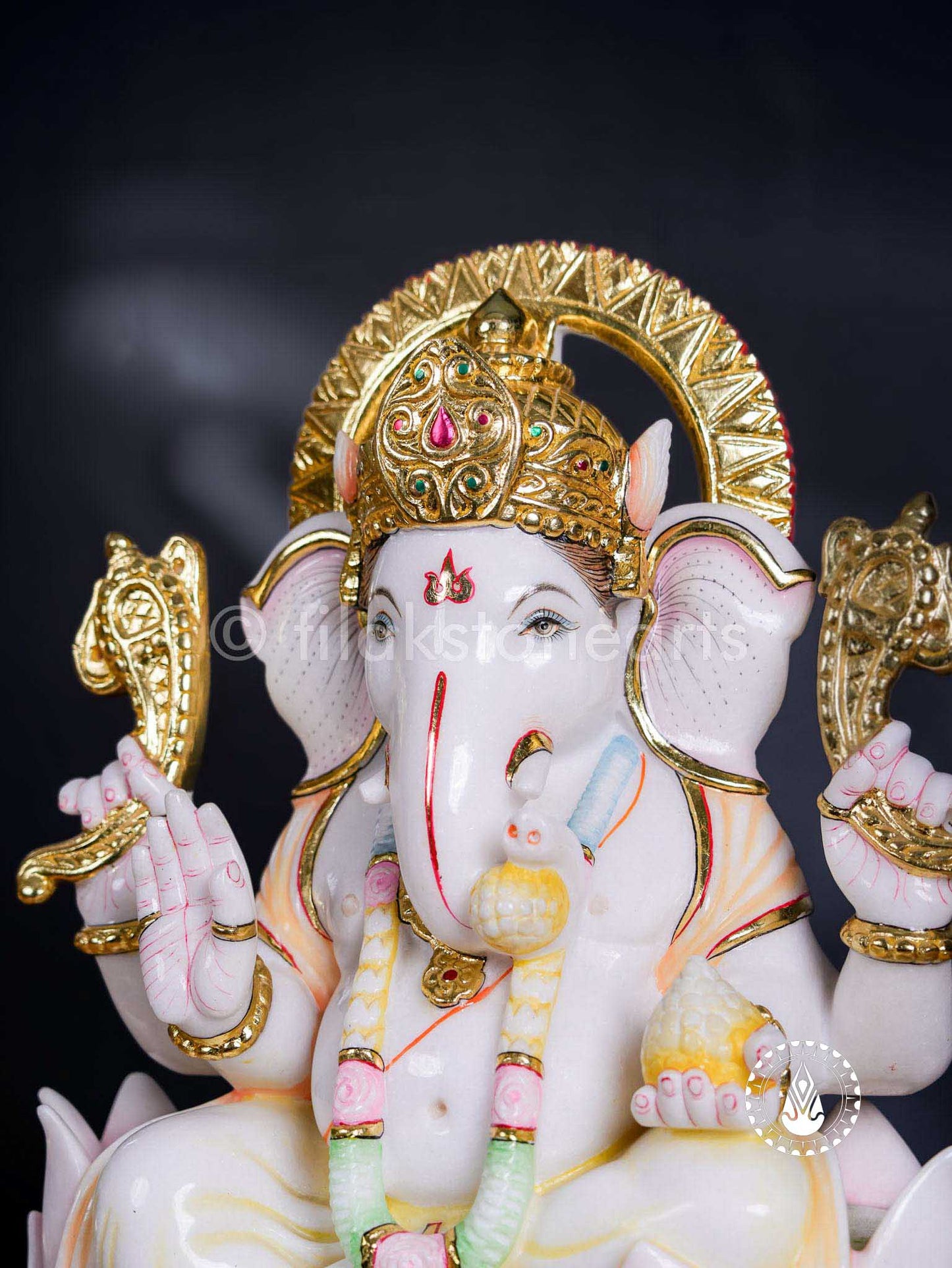 Ganesha 24" | Swiss White (Imported)