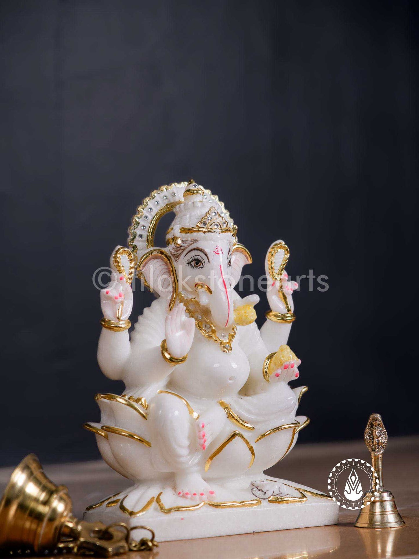 Ganesha 11" | Swiss White (Imported)