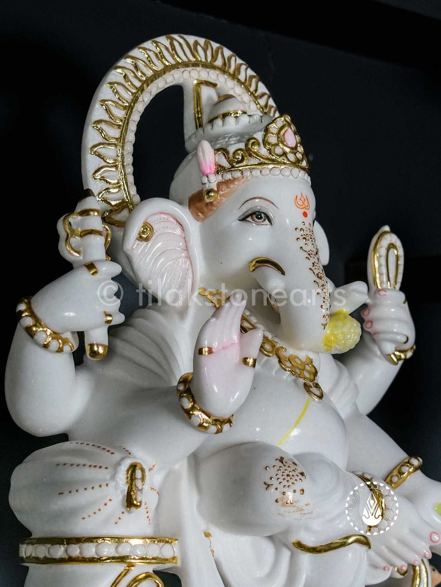 Ganesha 24" | Swiss White (Imported)