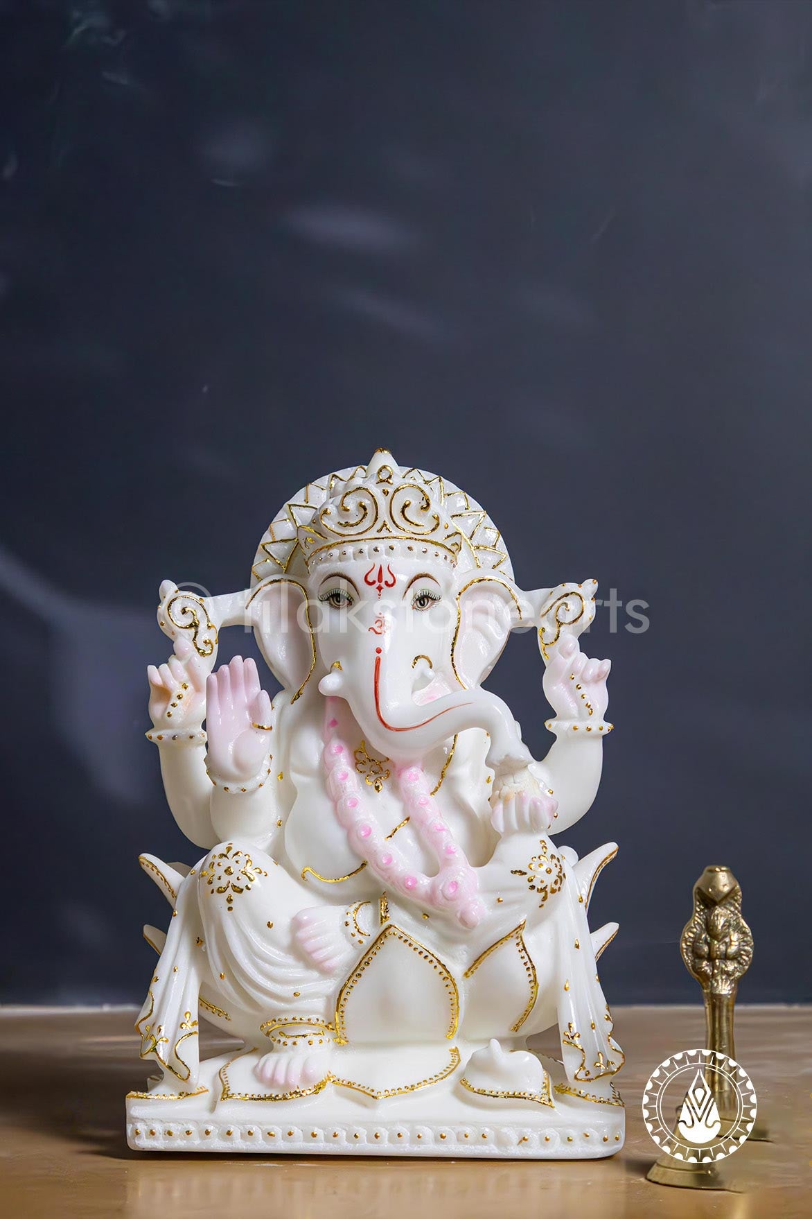 Ganesha 9" | Swiss White (Imported)