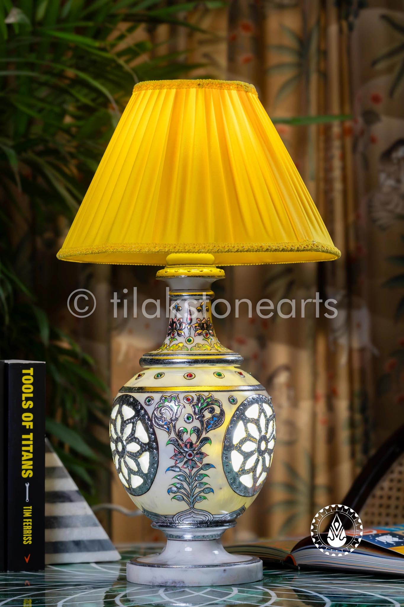 Table Lamp 21" | Wonder White