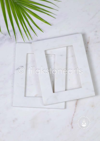 Frame 9" | Swiss White (Imported) & Mid Night Black Stone