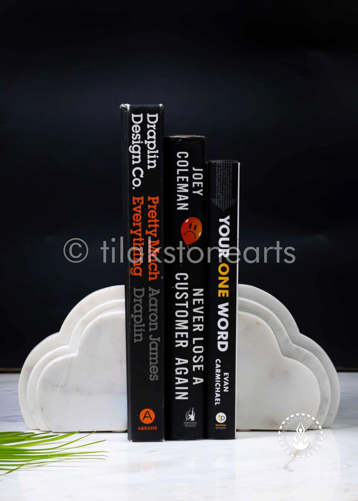 Bookend Carrara 5" | Wonder White
