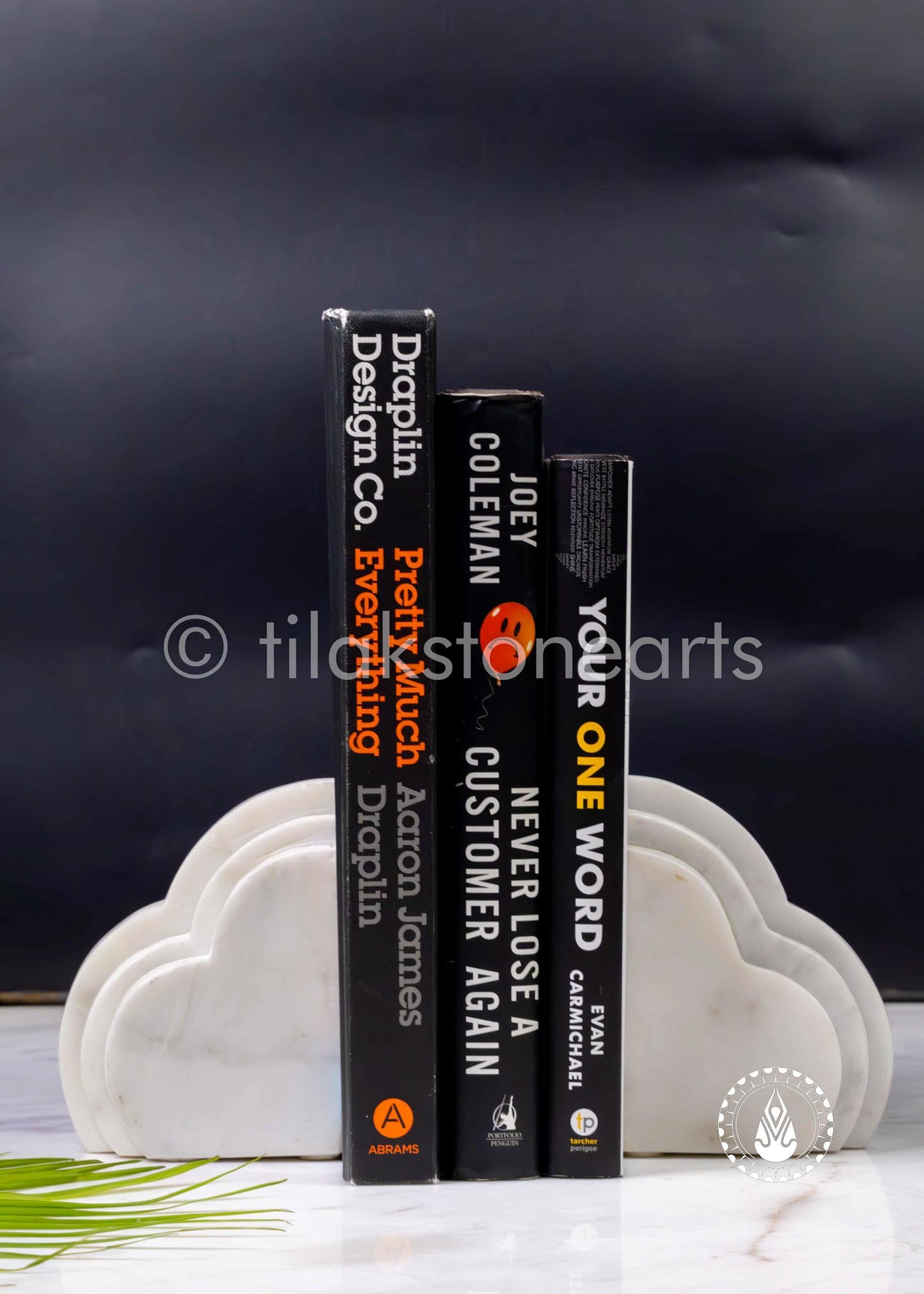 Bookend Carrara 5" | Wonder White
