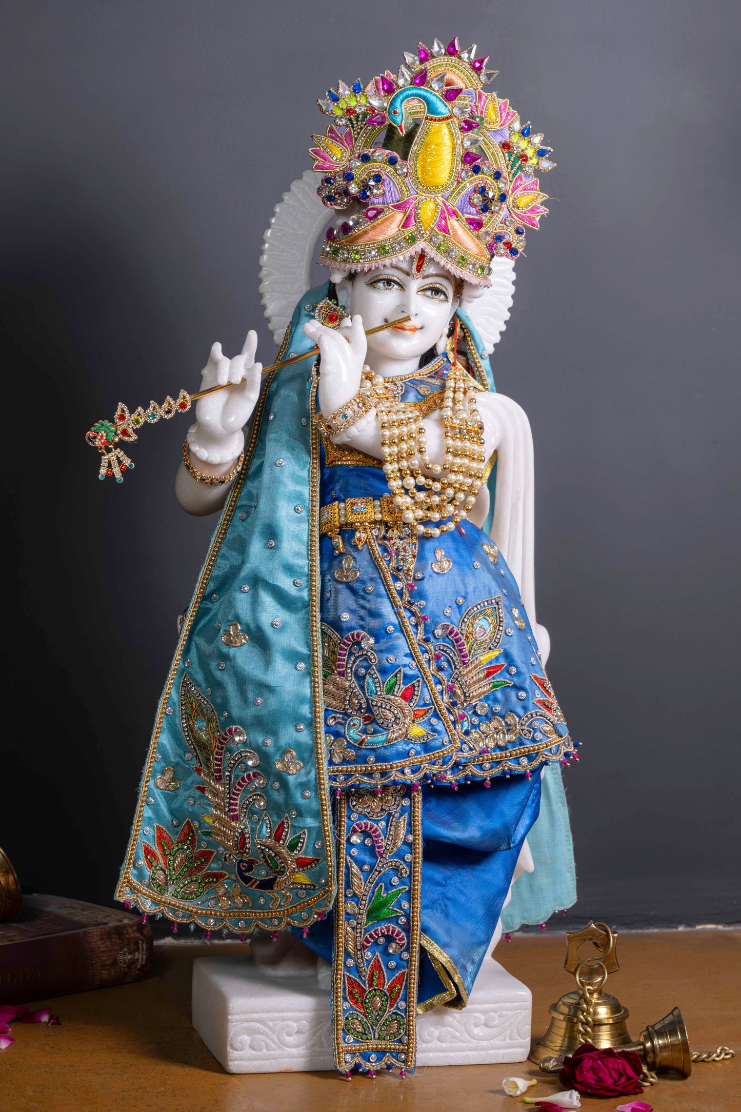 Krishna Ji 24" | Swiss White (Imported)