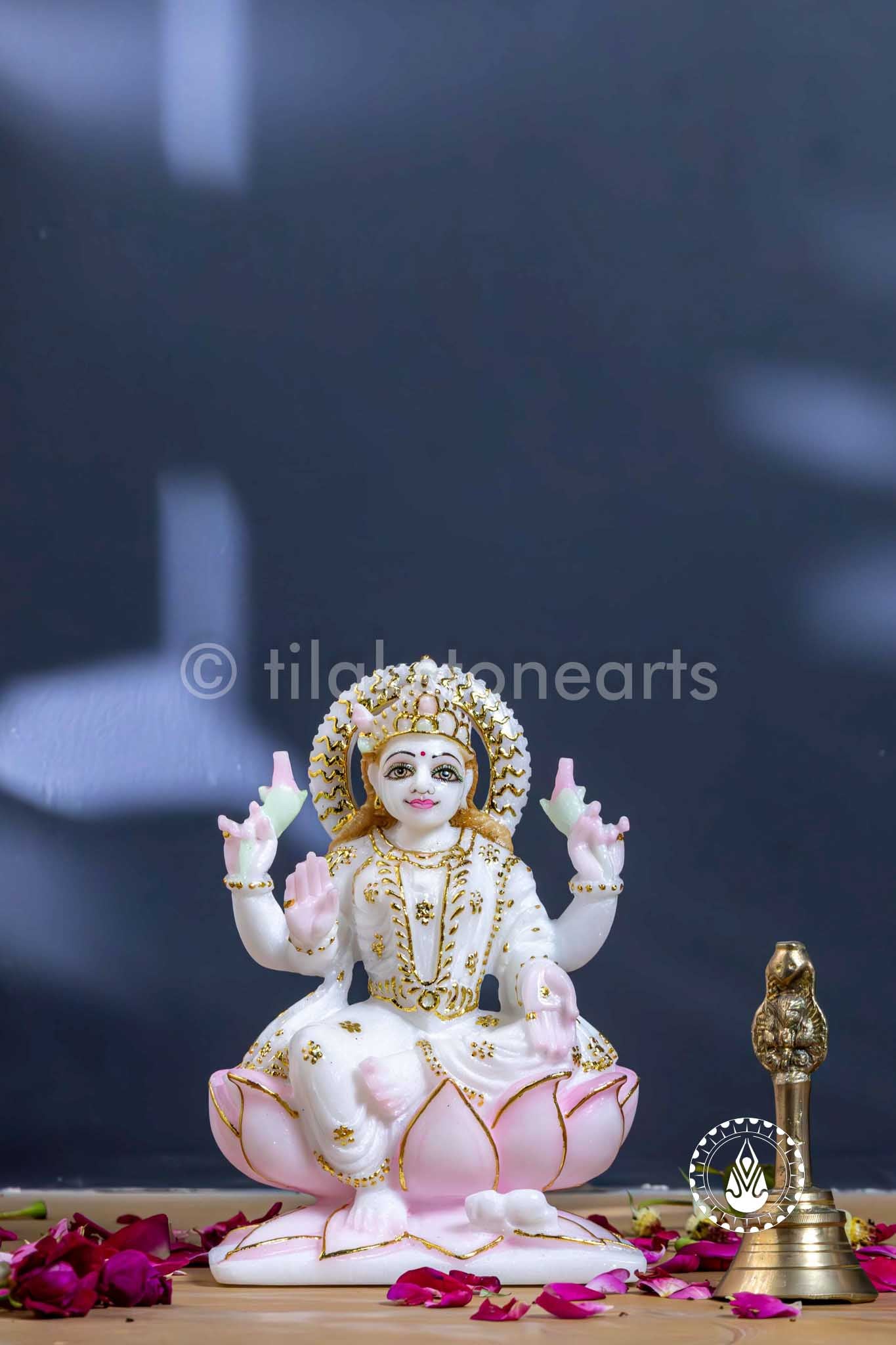 Laxmi Maa 7" | Swiss White (Imported)