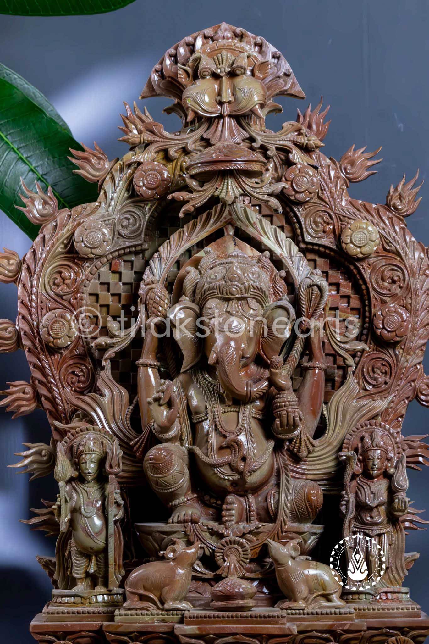 Ganesha 18" | Oakwood Stone