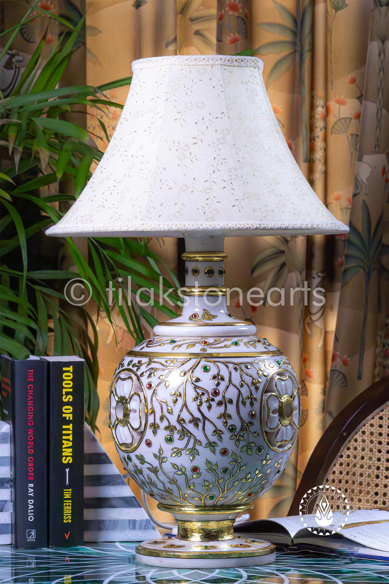 Lamp 24" | Wonder White