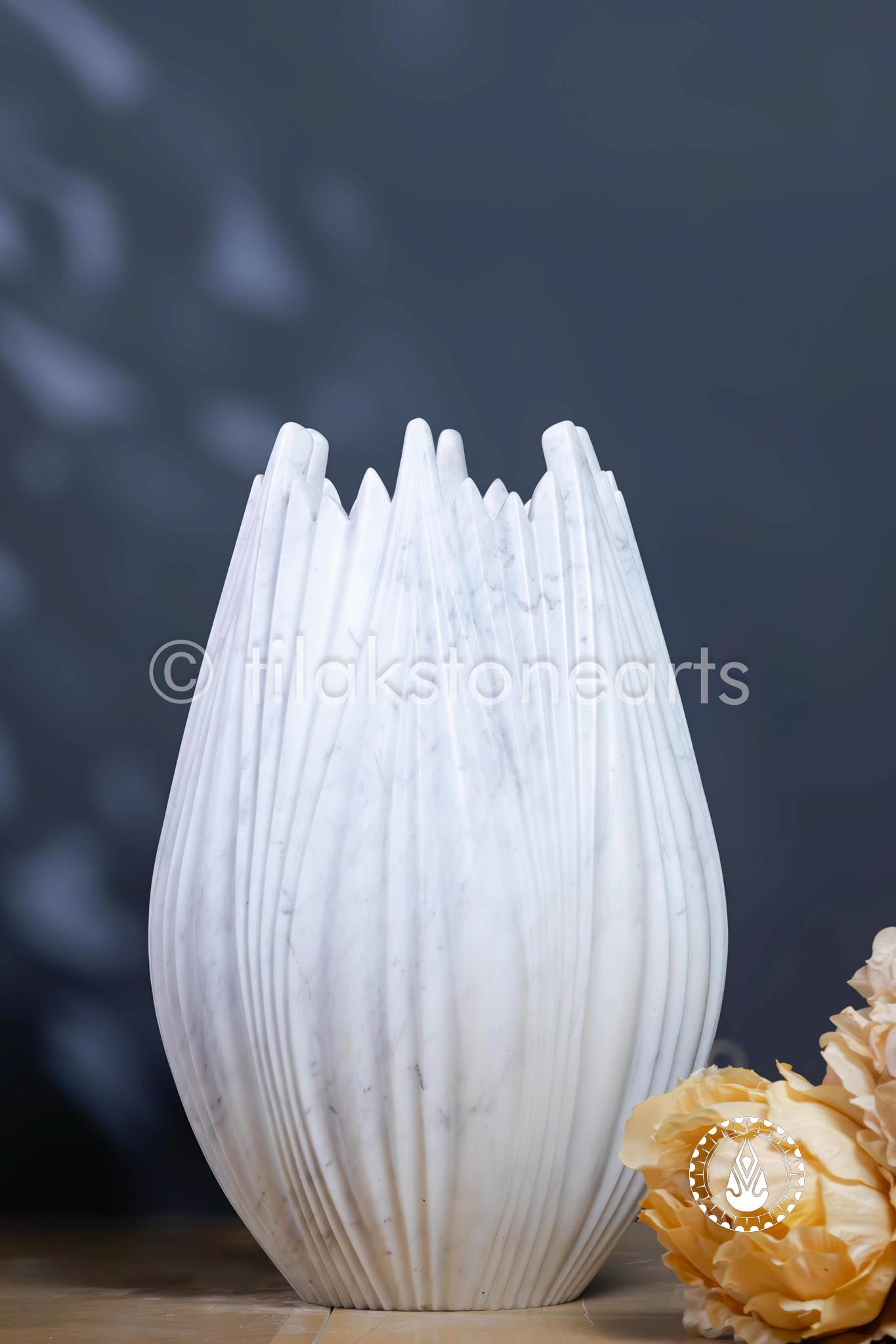 Wonderflora Pot Tall 15" | Wonder White