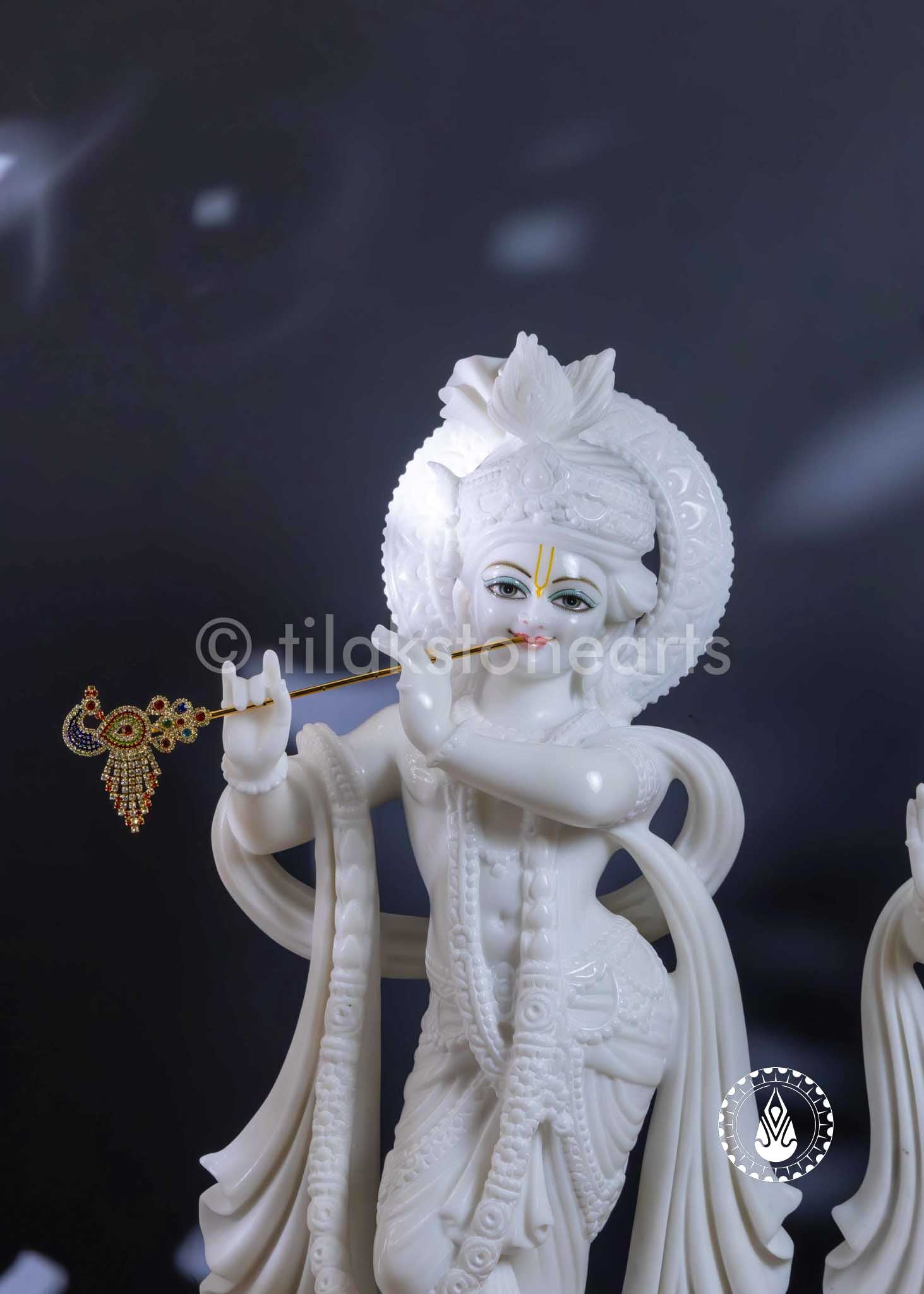Radha Krishna 24" | Swiss White (Imported)