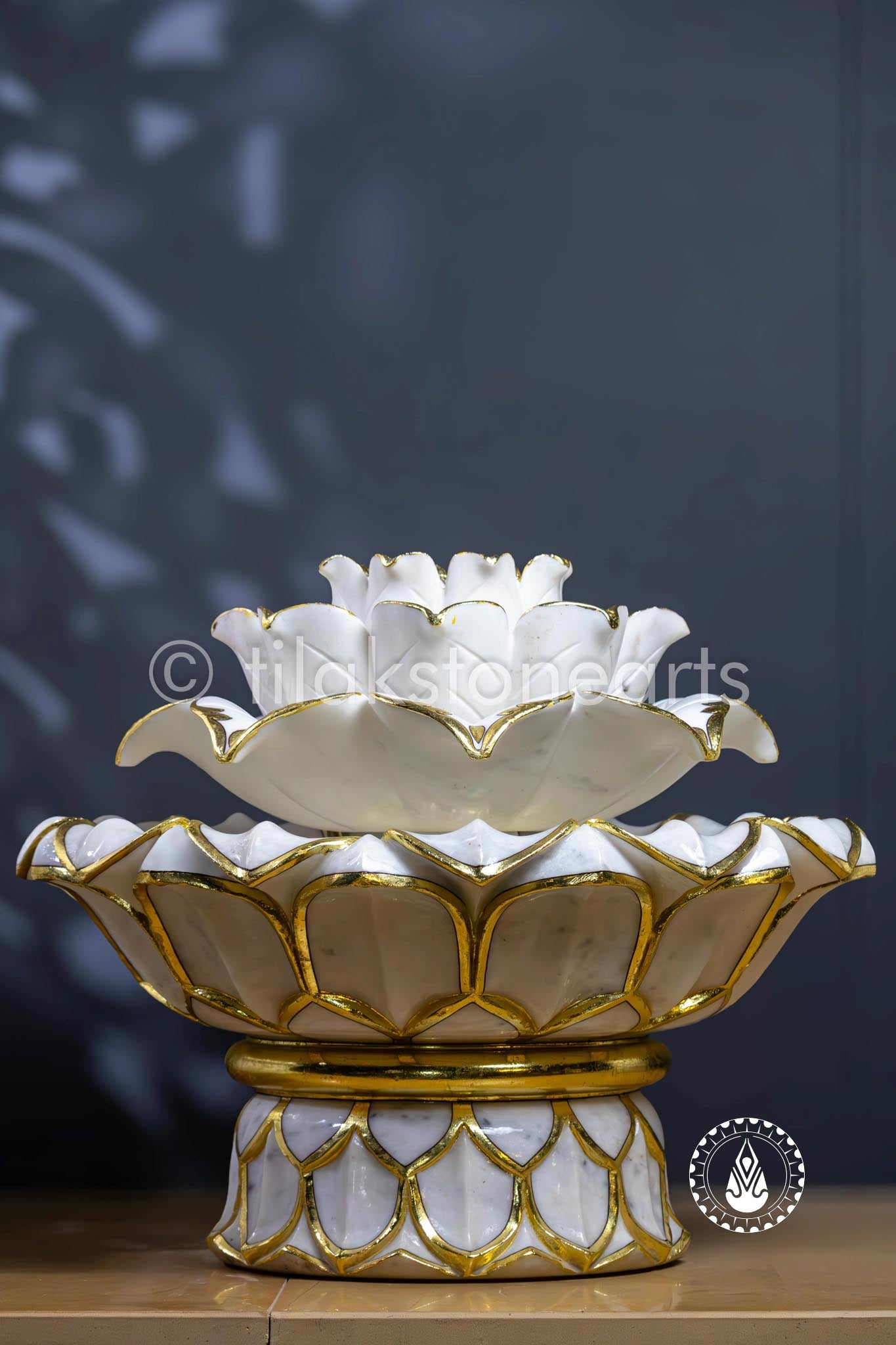 The Lotus 16" | Makrana White