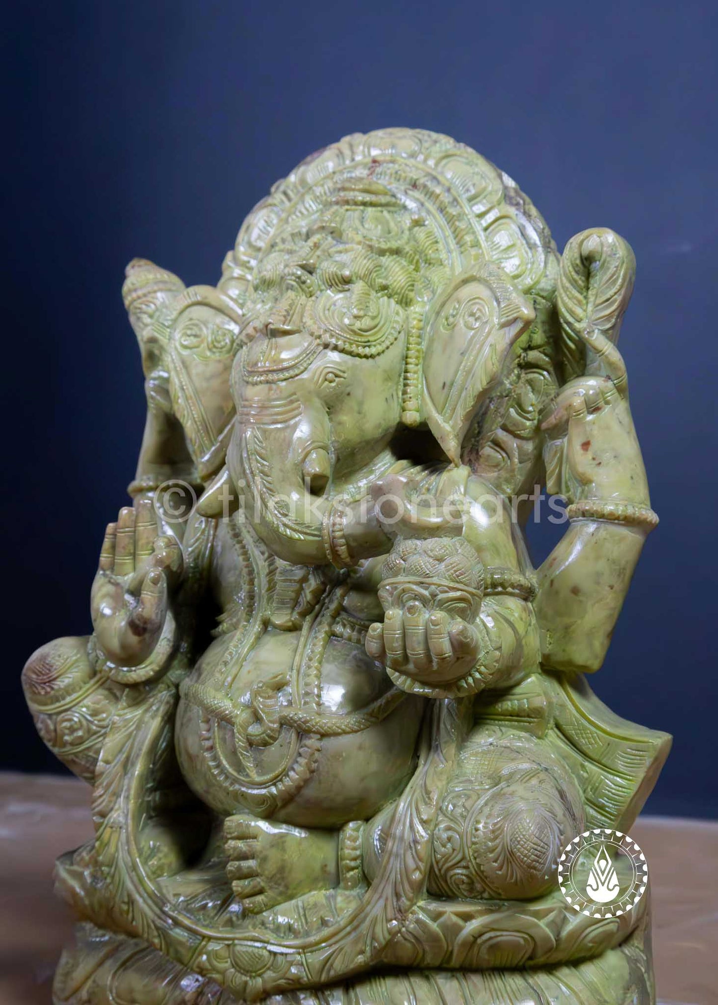 Ganesha 12" | Jade Onyx