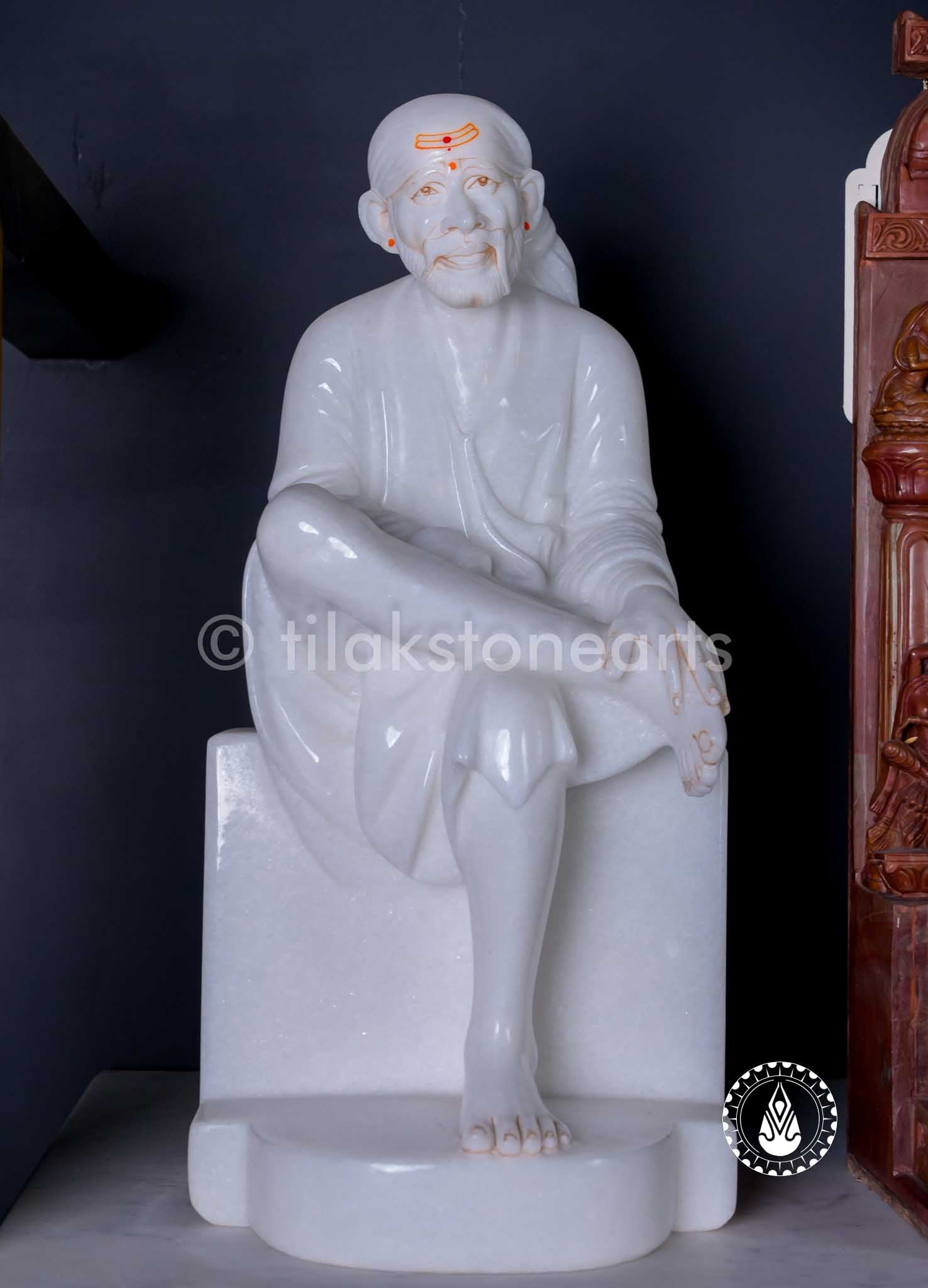 Sai Baba 18" | Swiss White (Imported)
