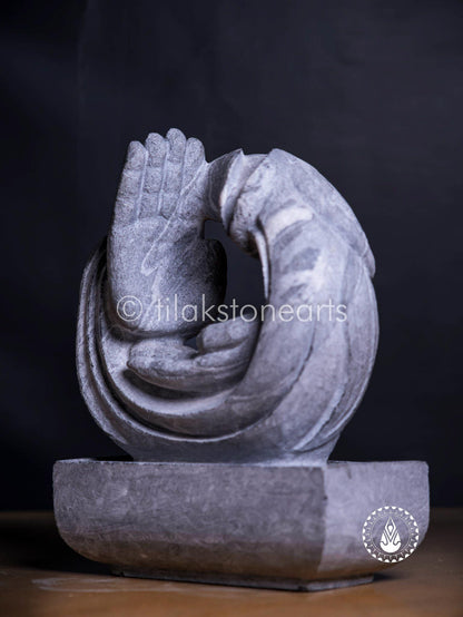 The Astounding Gesture 14" | Mid Night Black Stone