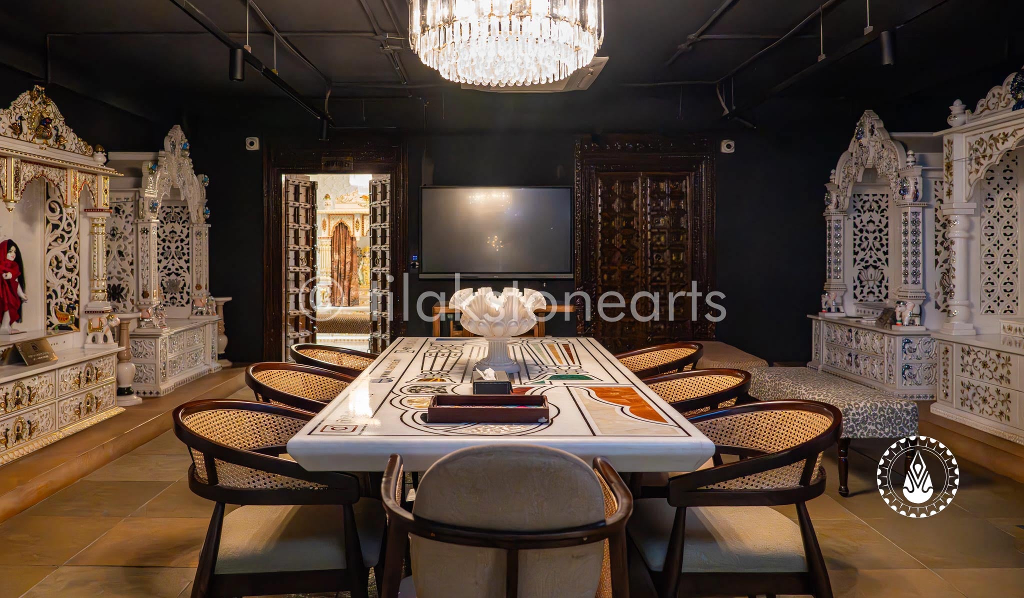 Dining Table 31" | Swiss White With Inlay Stones