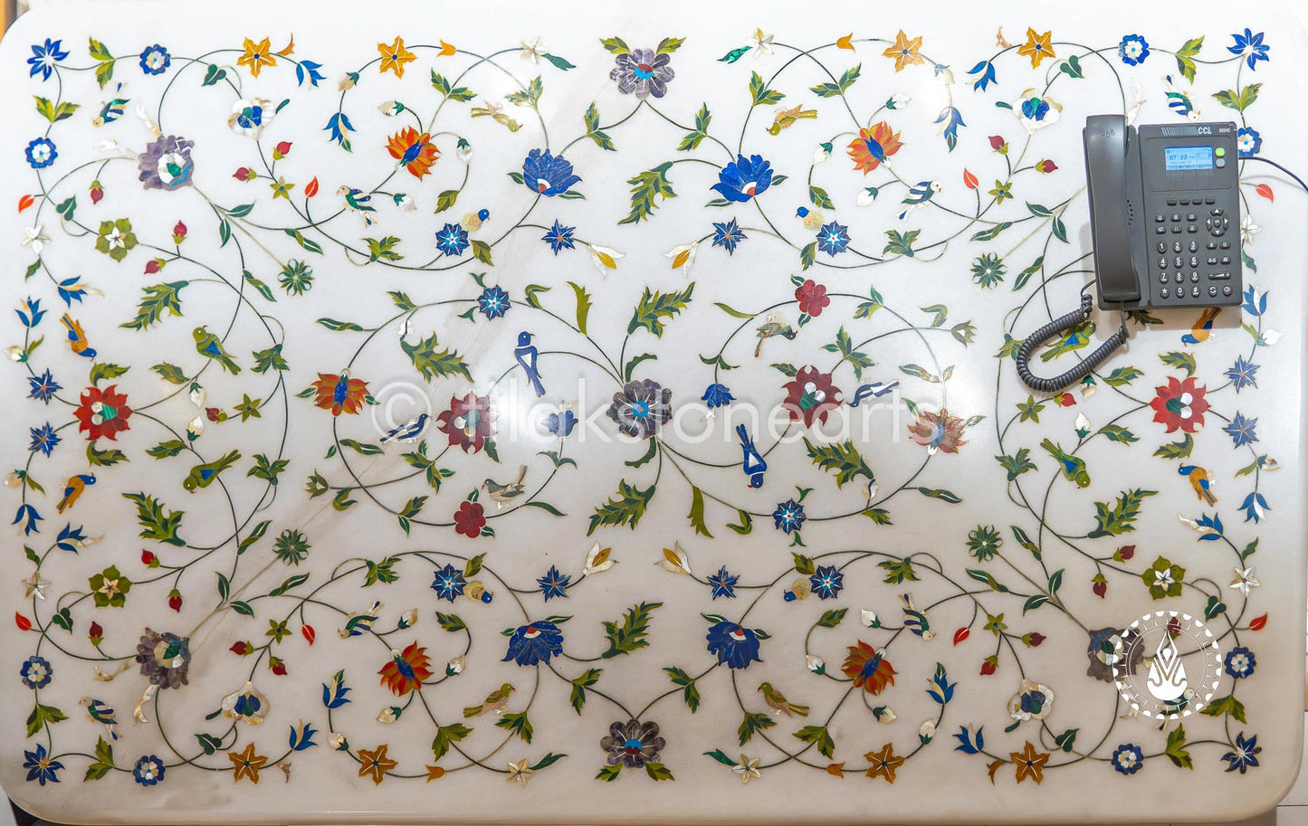 Dining Table 32" | Swiss White With Inlay