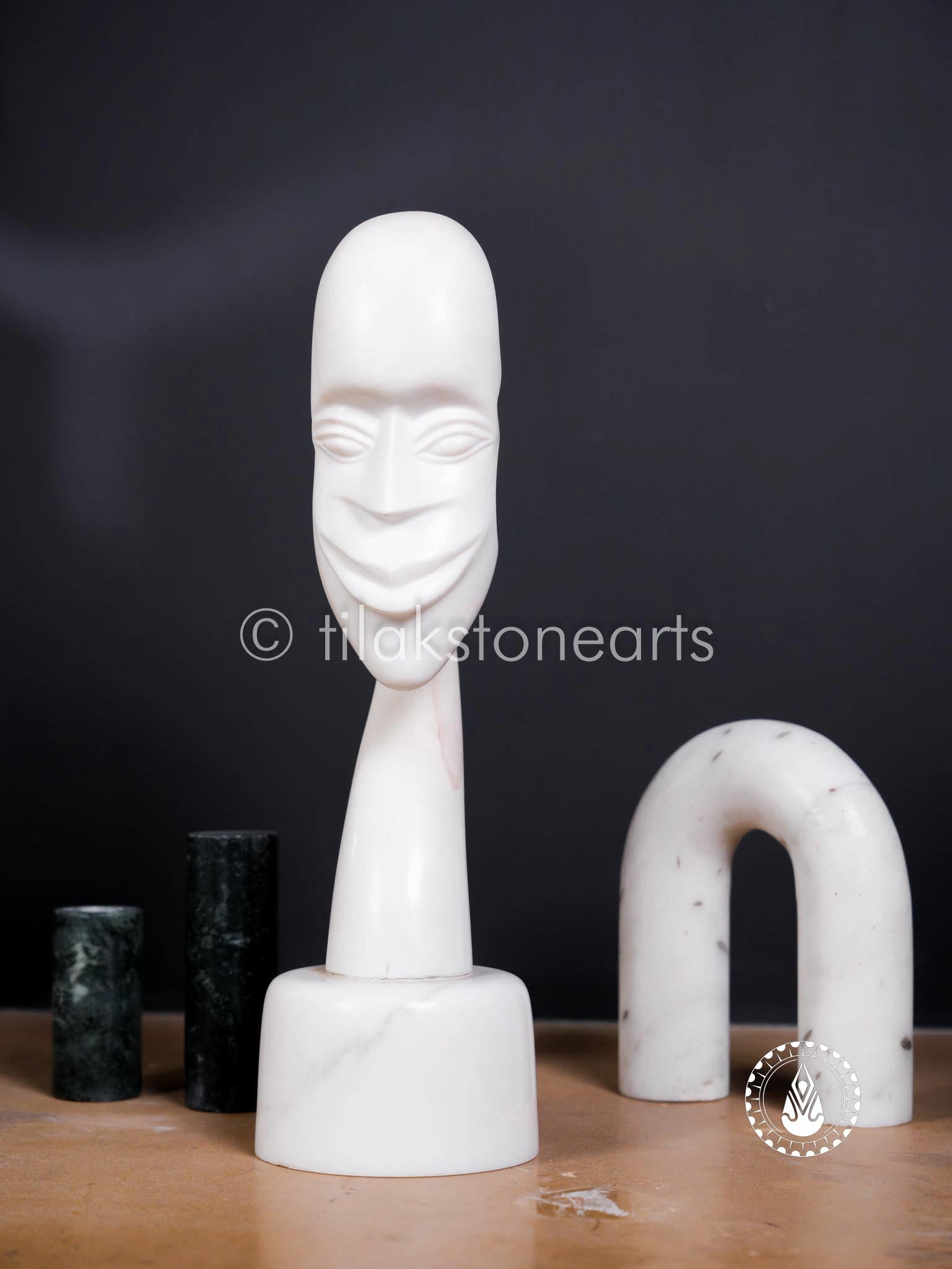 The Accolade Art 15" | White Spider