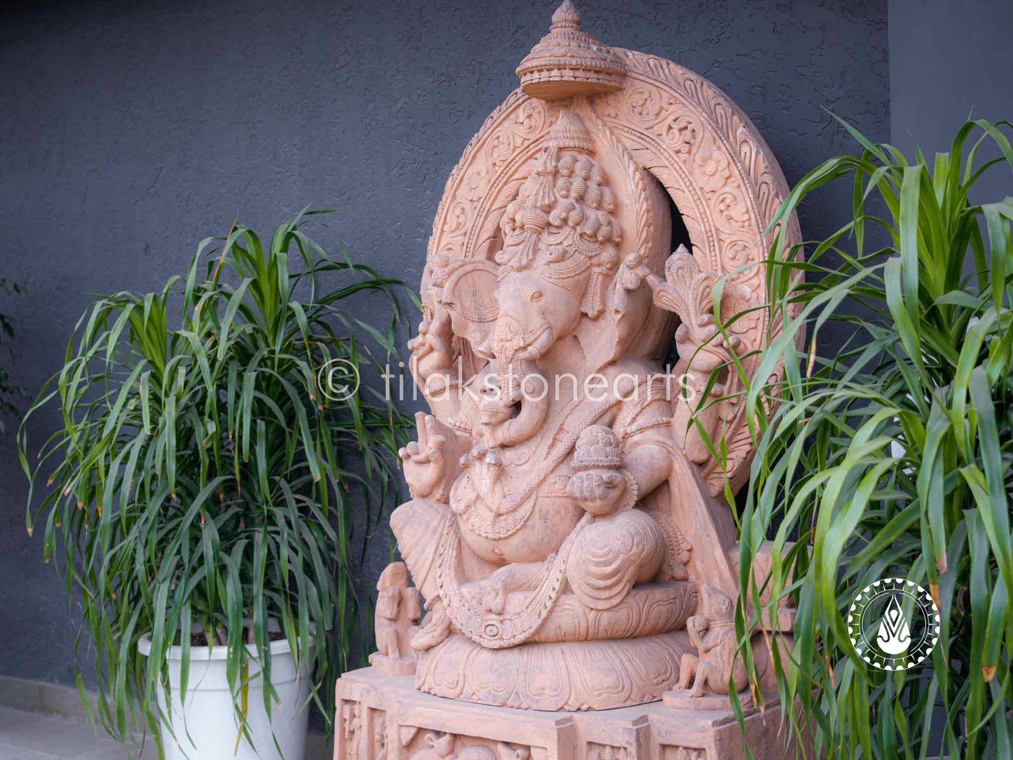 Ganesha On Throne Halo 72" | Red Sandstone
