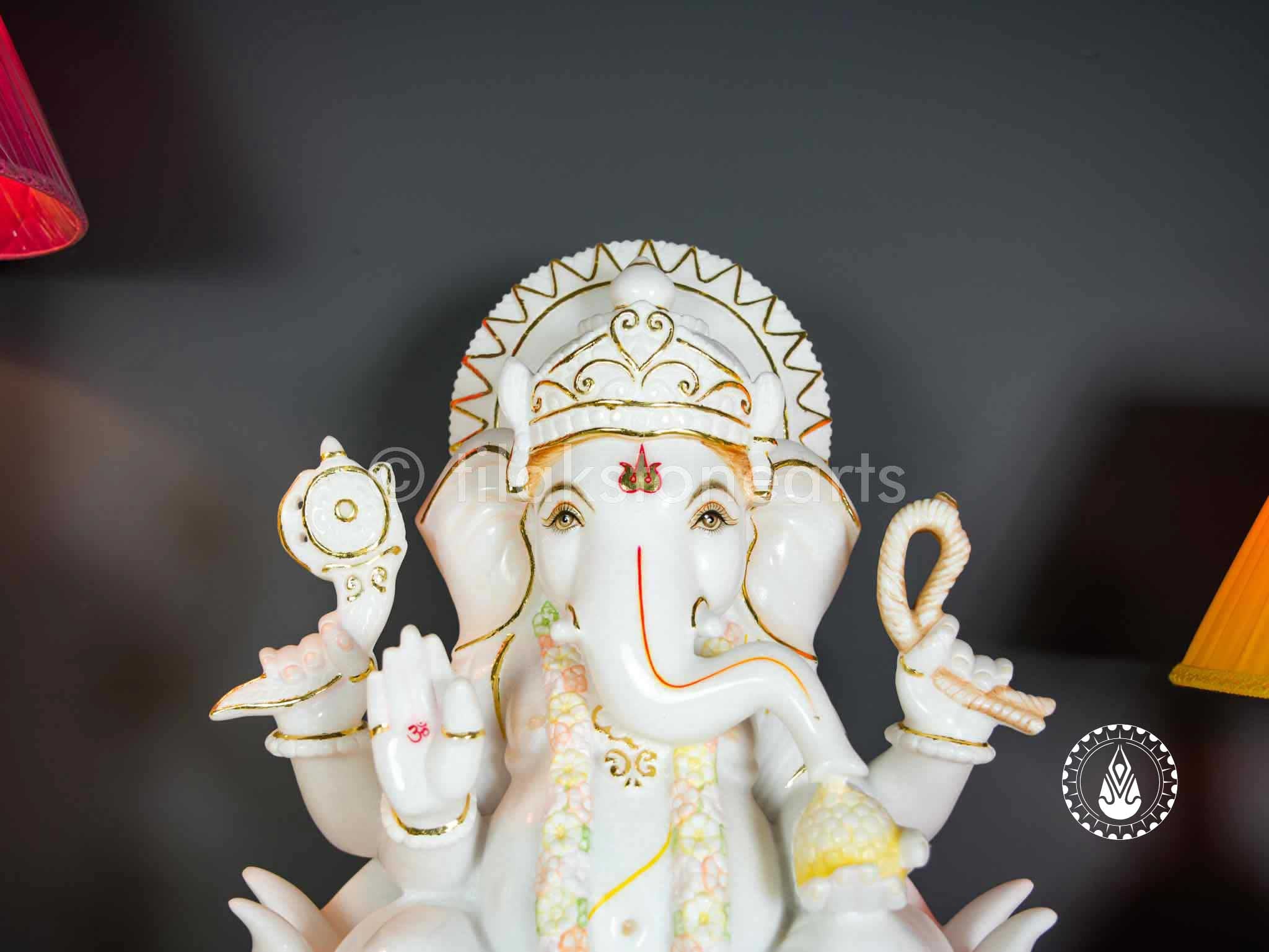 Ganesha 24" | Swiss White (Imported)