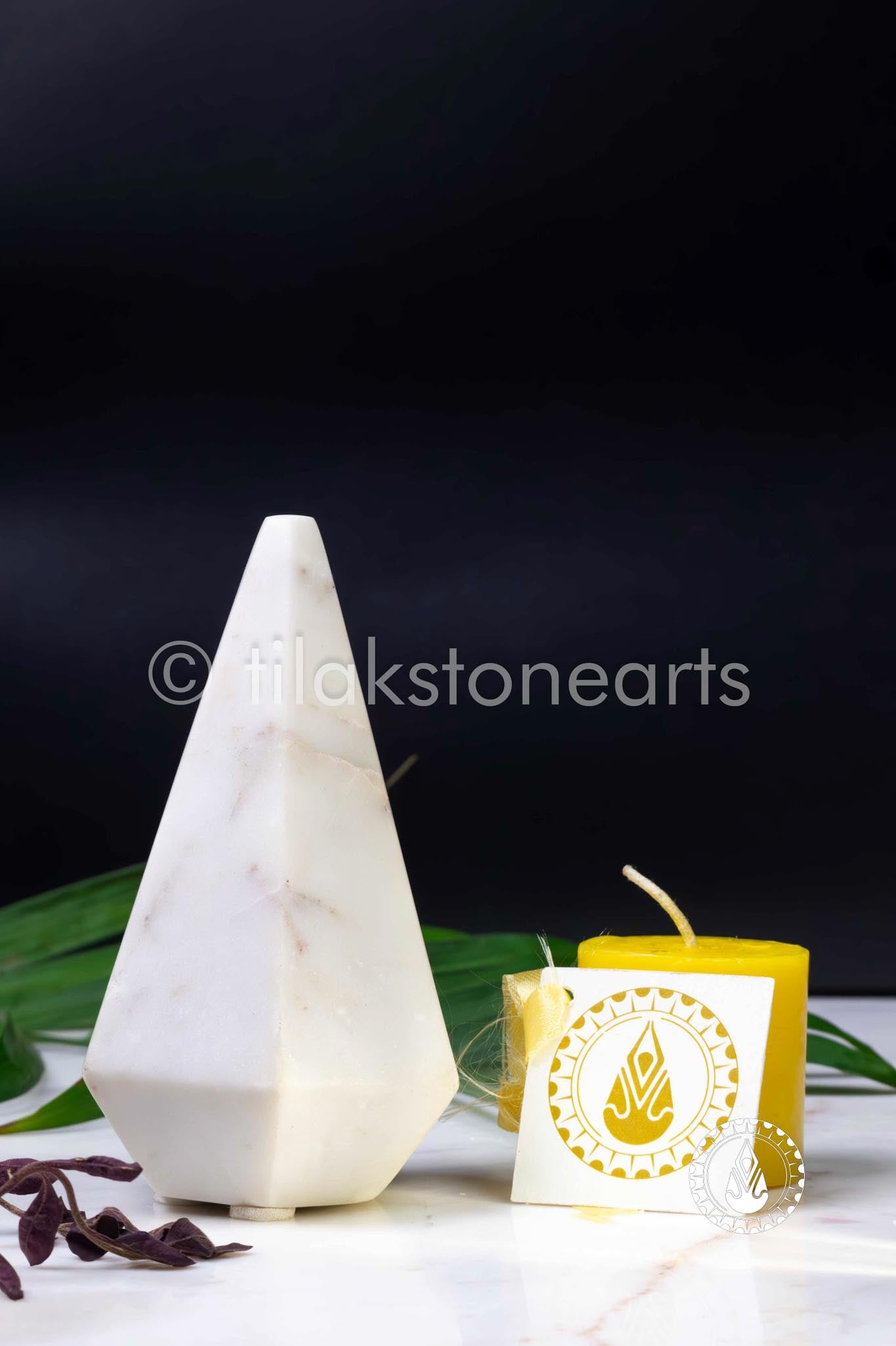 Art 6" | Indian White
