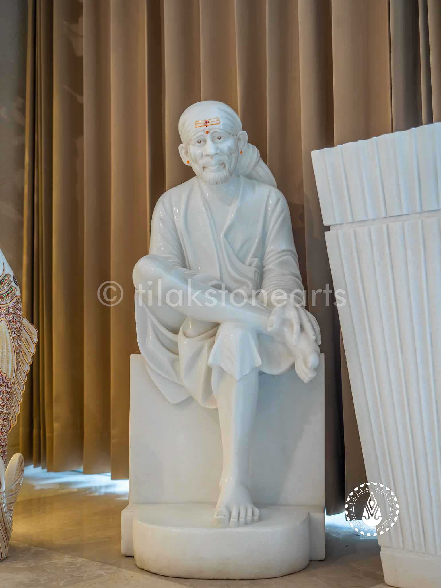 Sai Baba 42" | Swiss White (Imported)