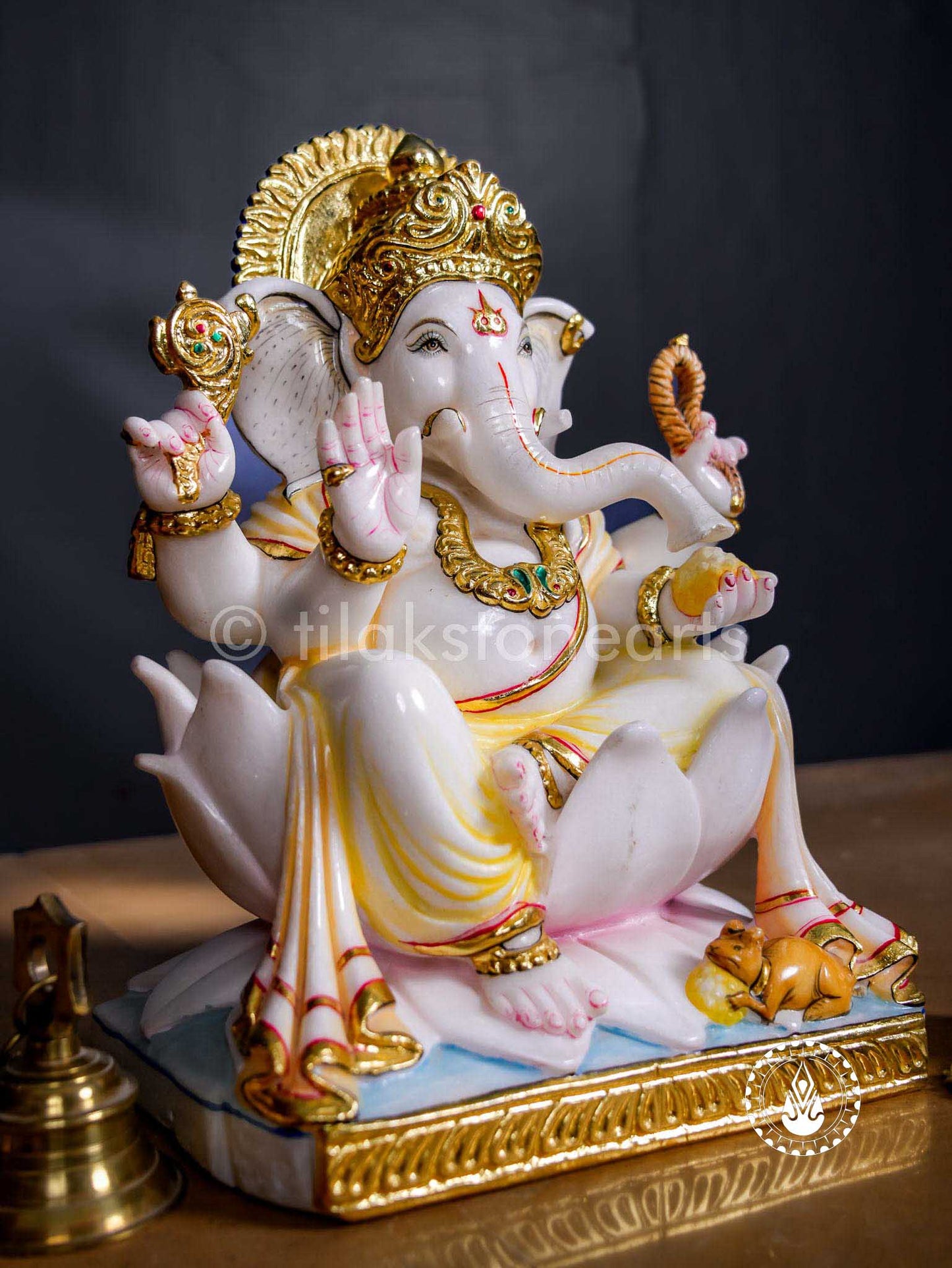 Ganesha 15" | Swiss White (Imported)