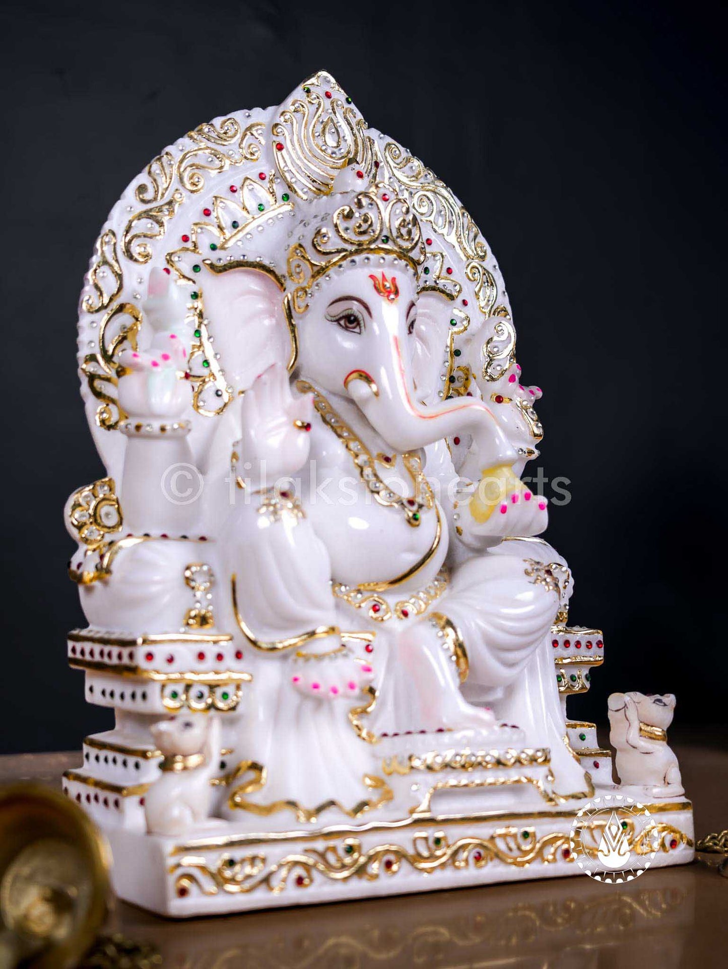 Ganesha 18" | Swiss White (Imported)