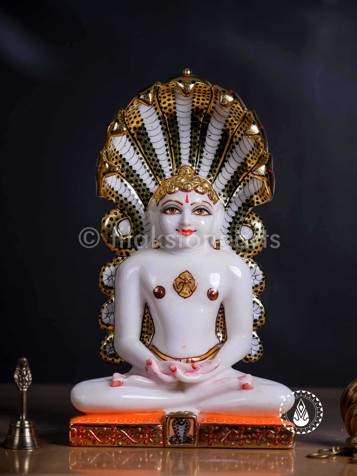 Parshwanath Bhagwan 15" | Swiss White (Imported)