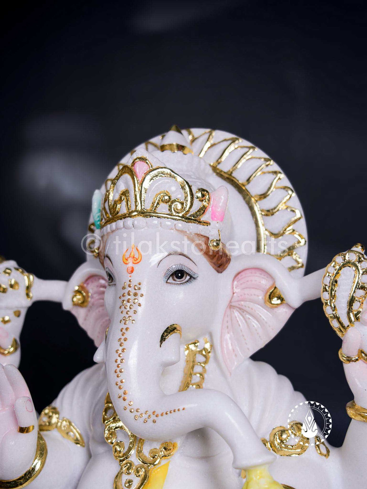 Ganesha 24" | Swiss White (Imported)