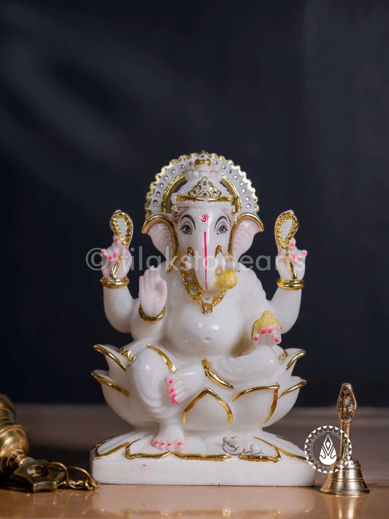 Ganesha 11" | Swiss White (Imported)