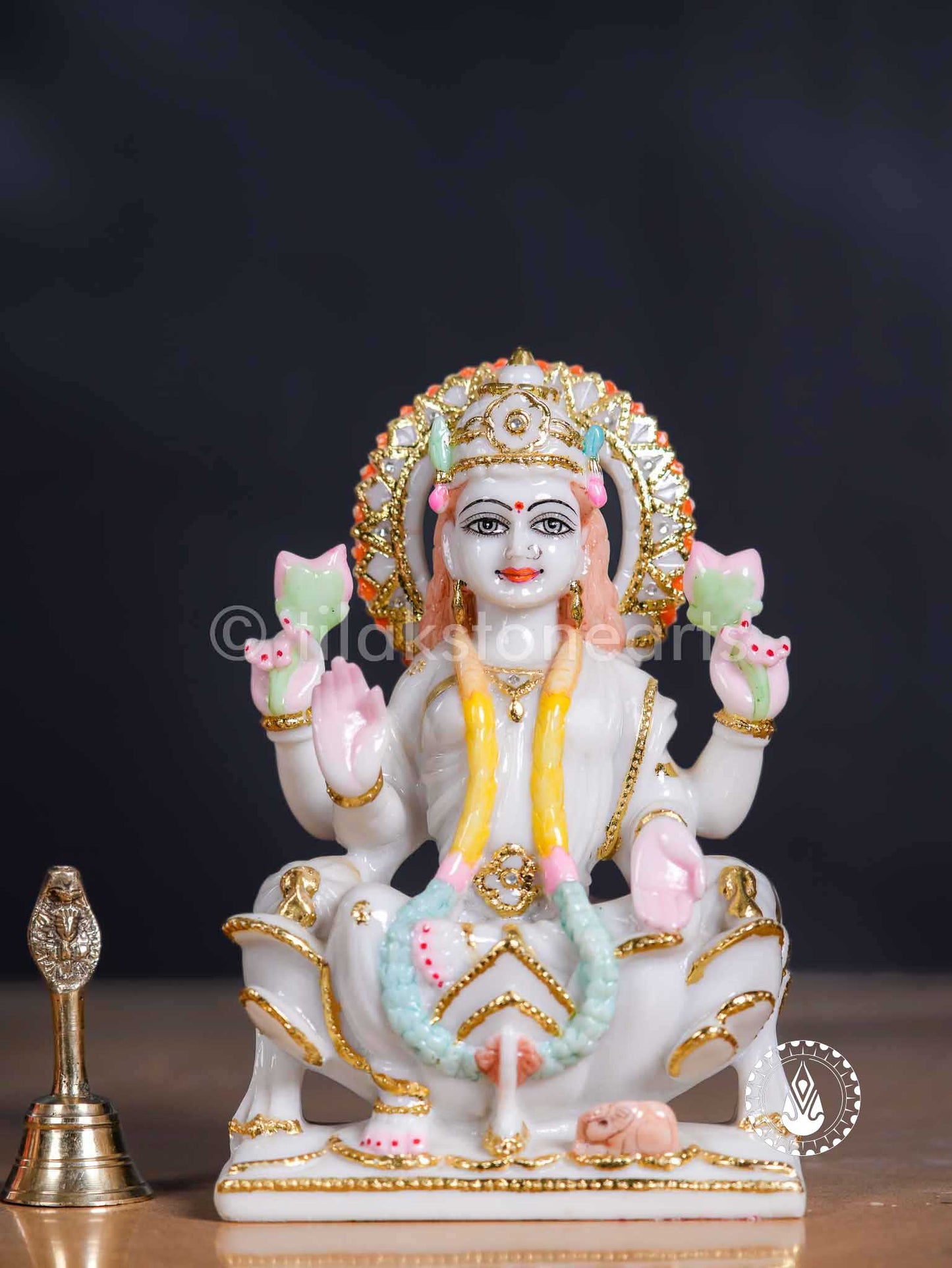 Laxmi Maa 9" | Swiss White (Imported)