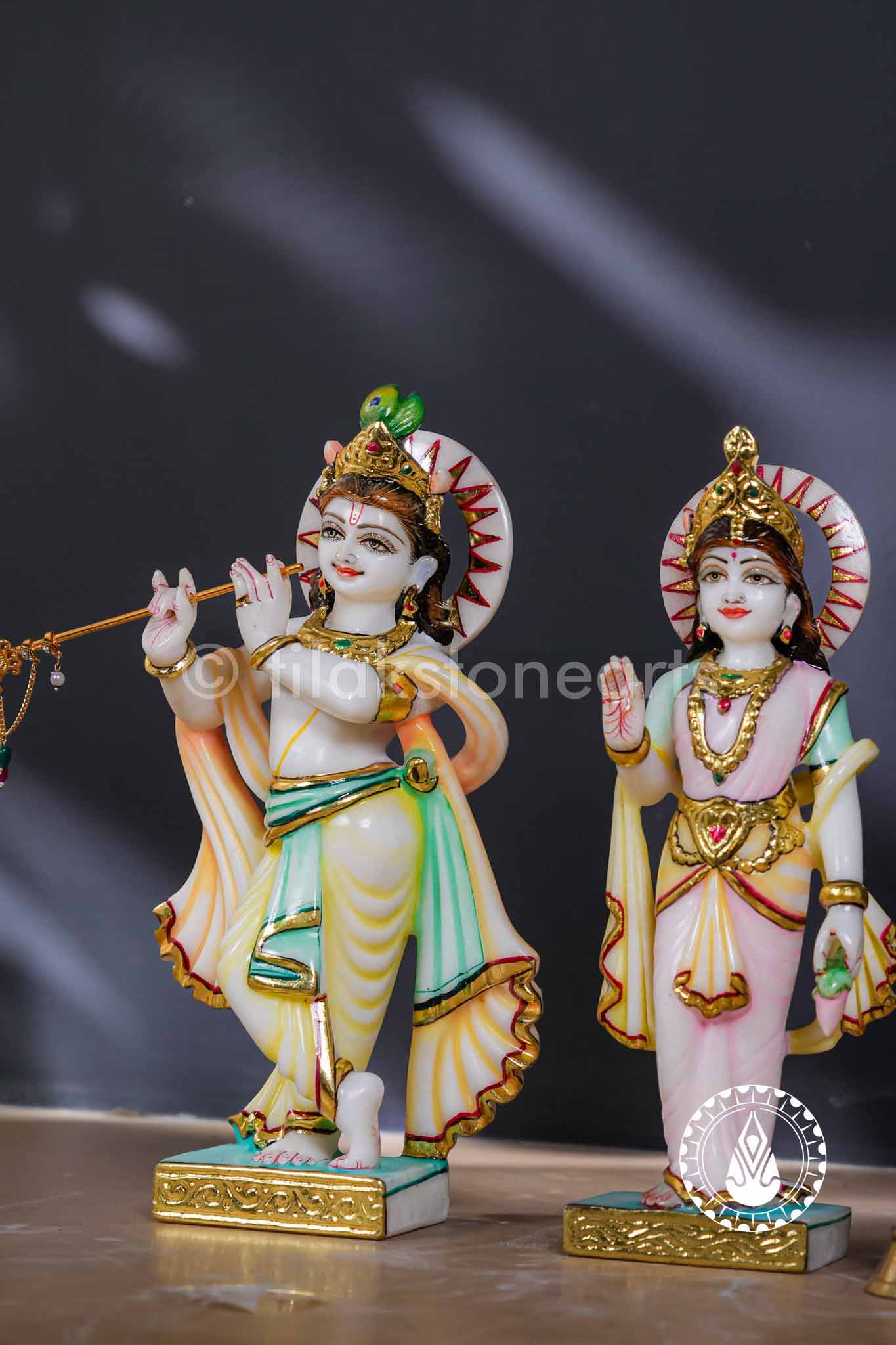 Radha Krishna 12" | Swiss White (Imported)