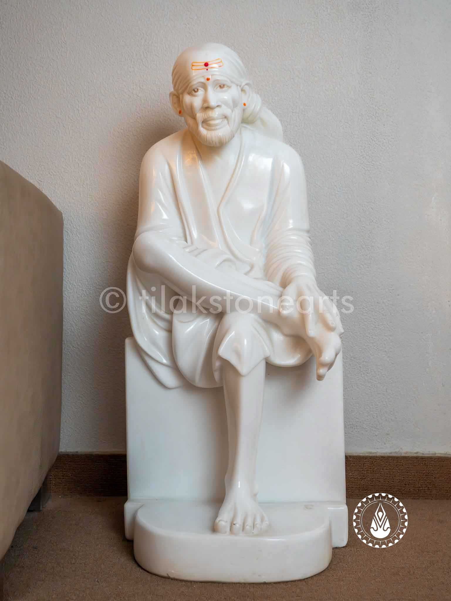 Sai Baba 36" | Swiss White (Imported)